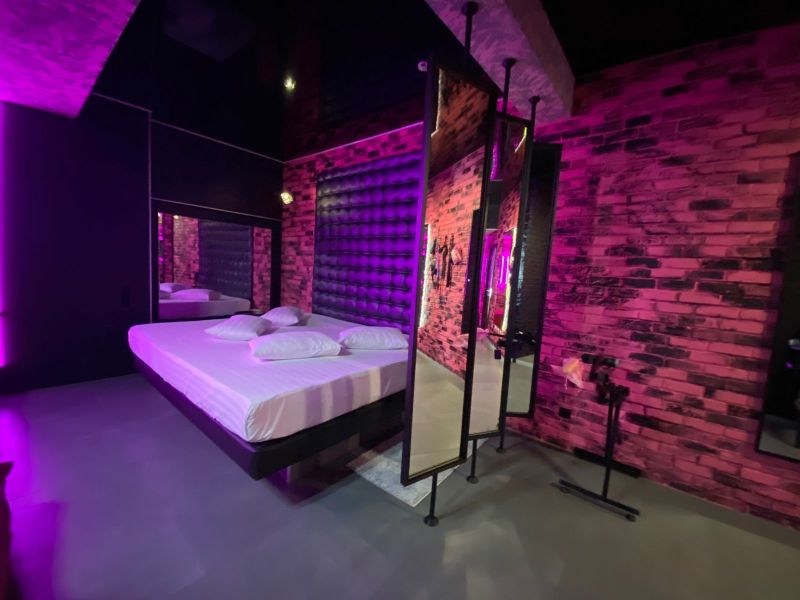 Менің қаламдағы секс, Новоград-Волынский