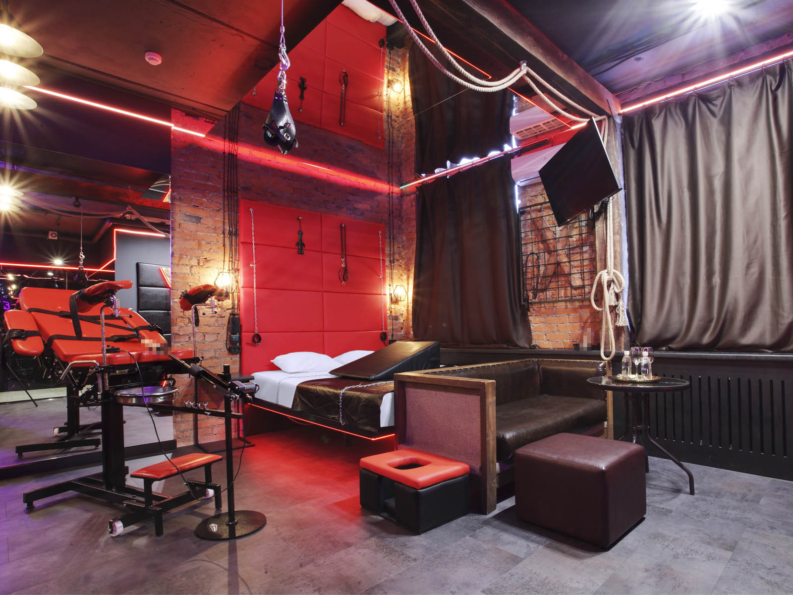 Dunyodagi eng gozal ayollar ishtirokidagi porno Moskvadagi gey qora tanli erkak